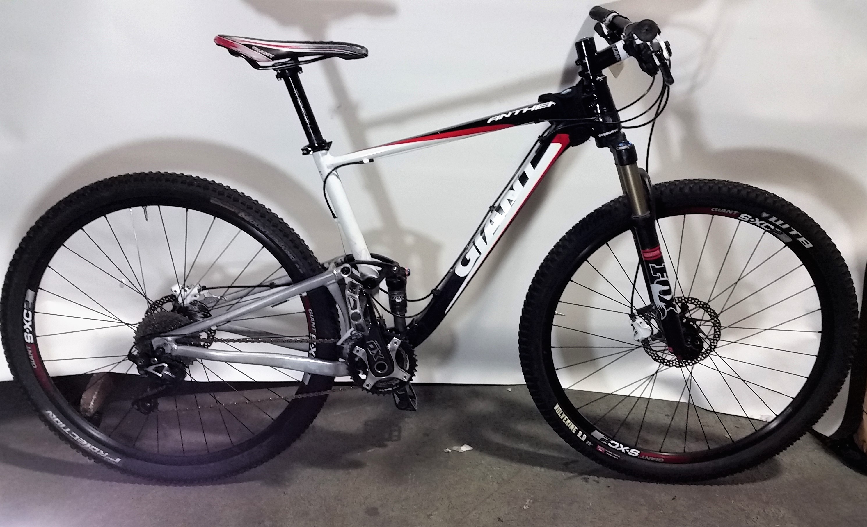 Giant Aluxx SL Fluidform 20-Speed - Lot 868521 | ALLBIDS