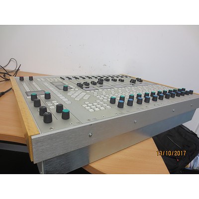 Logitek Mosaic 17 Frame Model Mlx-F17