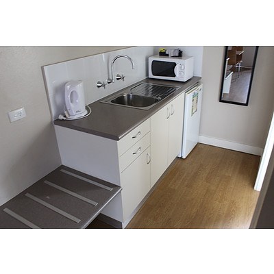 Motel Room Furniture/Fittings and Appliances(Room 105)