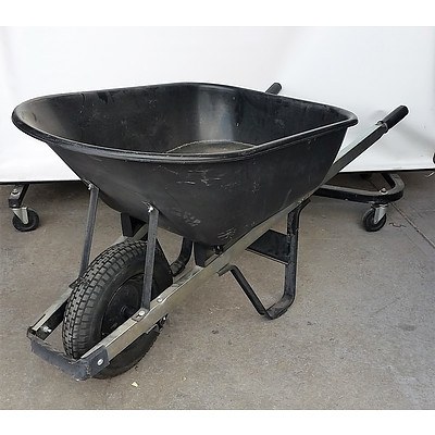 Saxon 100L Poly Tray Wheelbarrow