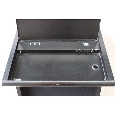 Lectrum Lectern With Microphone