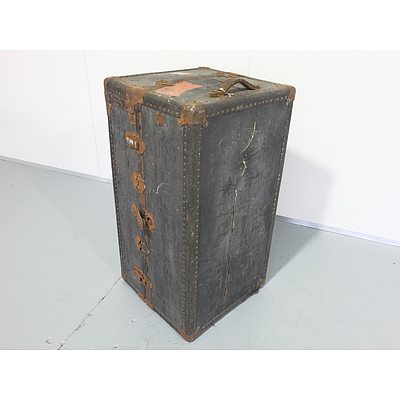 USA Neverbreak Steamer Trunk