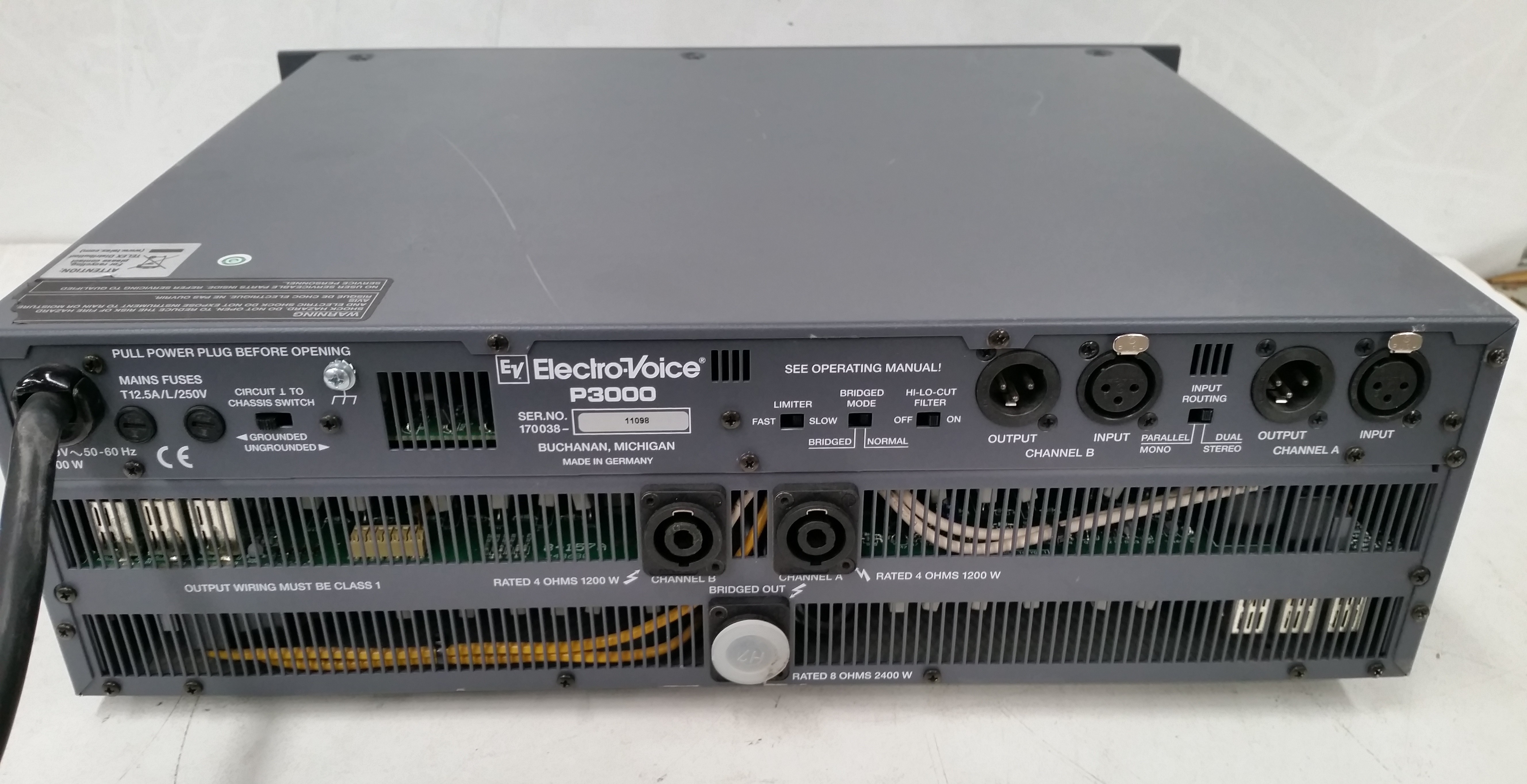 EV Electro-Voice P3000 Precision - Lot 978305 | ALLBIDS