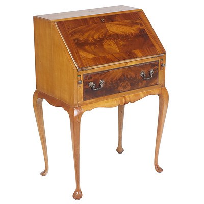 Walnut Veneer Coachwood Bureau