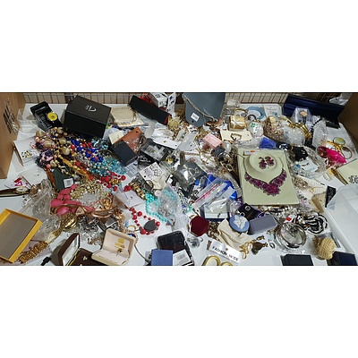Large Group of Assorted Costume Jewellery Including Rings, Necklaces and More