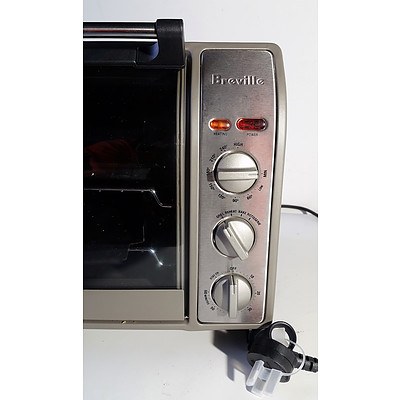 Breville Convection Oven Model B0V550 - 1500W - RRP=$250.00 when new