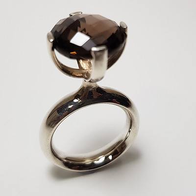 Teya Jay, Smokey Quartz Ring