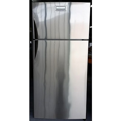 Westinghouse Virtuoso 520 Litre Fridge/Freezer