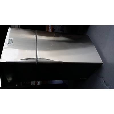 Westinghouse Virtuoso 520 Litre Fridge/Freezer