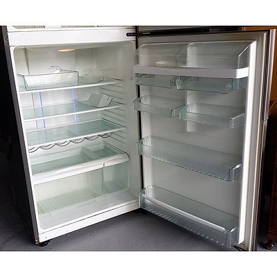 Westinghouse Virtuoso 520 Litre Fridge/Freezer