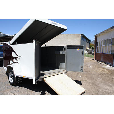 Custom Built Fully Enclosed Motor Cycle Trailer
