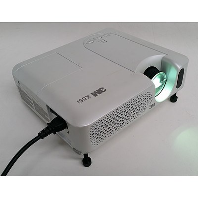 3M X55i XGA 3LCD Projector