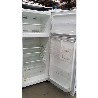 Kelvinator 420 Litre Fridge/Freezer