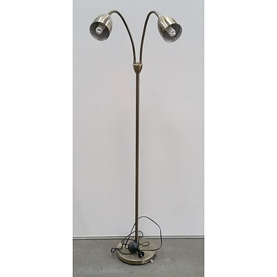 2-Light Standing Floor Lamp & Brand New Jiamei AOHIA Travel Bag