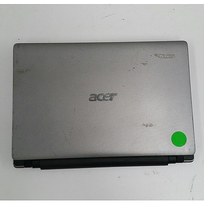 Acer Aspire 10.4 Inch Core i3 12GHz Laptop
