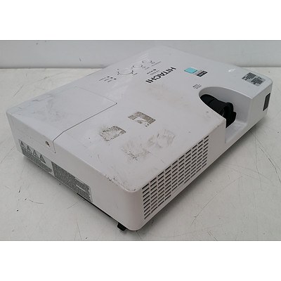 Hitachi CP-RX82 XGA 3LCD Projector