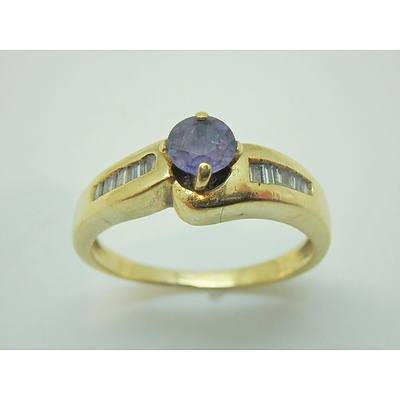 18ct Yellow Gold Ceylon style Sapphire and Diamond Ring
