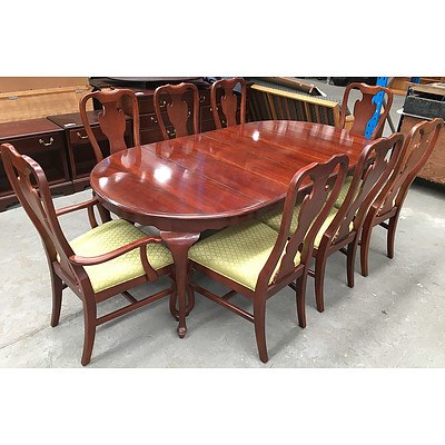Drexel Heritage Furniture Nine Piece Dining Setting