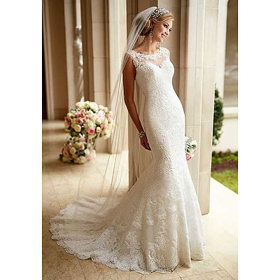 Stella Yorke Low Illusion Back Wedding Dress - Size 10
