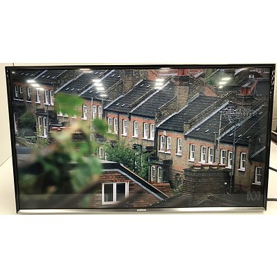 Samsung UA32J5500AW Series 5 32 Inch Full HD LED Television