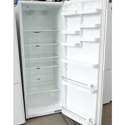 Fisher and Paykel 450 Litre Upright Refrigerator