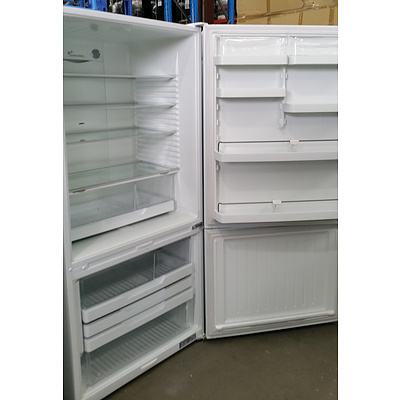 Fisher and Paykel 520 Litre Refrigerator with Bottom Mount Freezer