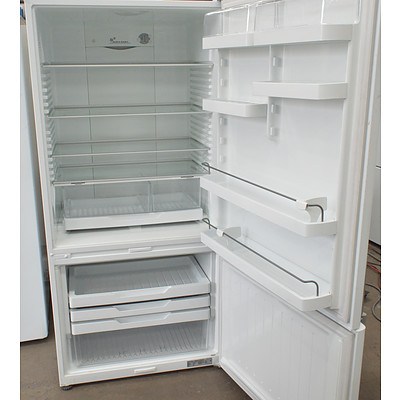 Fisher and Paykel 520 Litre Refrigerator with Bottom Mount Freezer