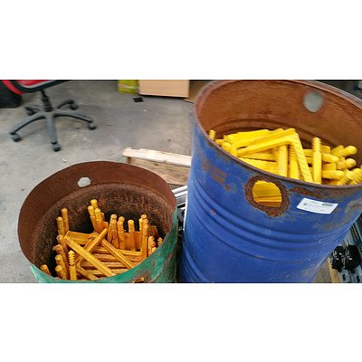 Plastic Encapsulated Sewer Tread Irons. - Lot of 98