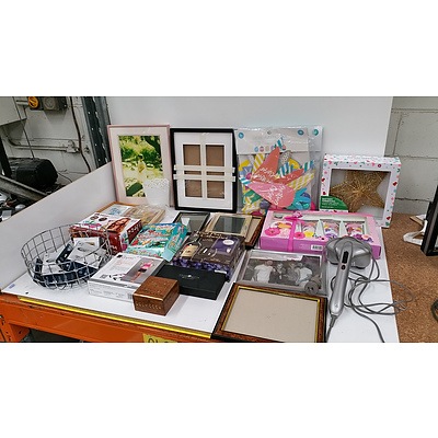 Lot of Mixed Homewares and Decorations