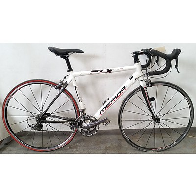 Merida Road FLX 906 20 Speed Road Bike
