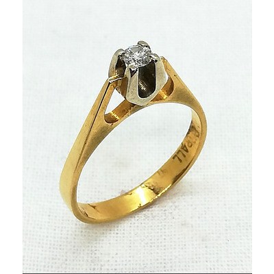18ct Yellow Gold Diamond Ring