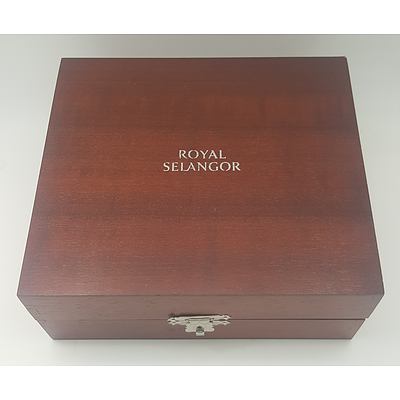 Cased Pair of Royal Selangor Pewter Goblets / Beakers