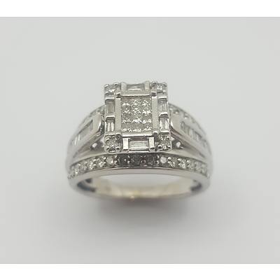 9ct White Gold Ring
