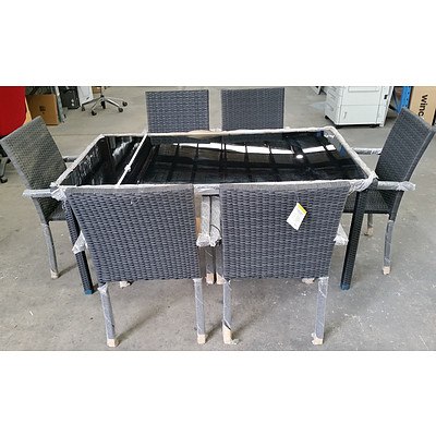 Hawthorn Wicker Seven Piece Outdoor Setting - Brand New