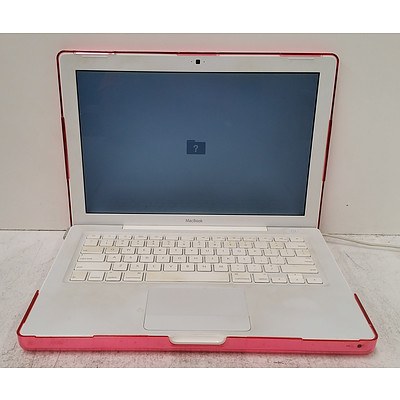 Apple A1181 13" Core 2 Duo 2.16GHz MacBook