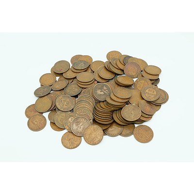 Collection of 151 Australian Pennies