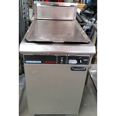 Blue Seal Tube Ray Stainless Steel Natural Gas Deep Fryer