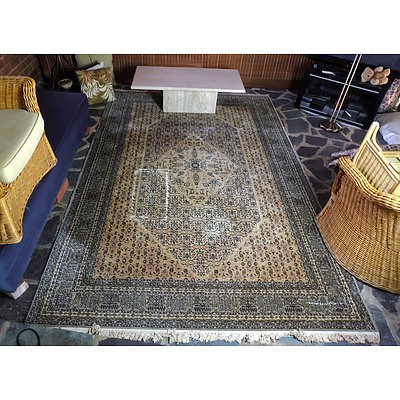 Machine Woven Persian Style Rug
