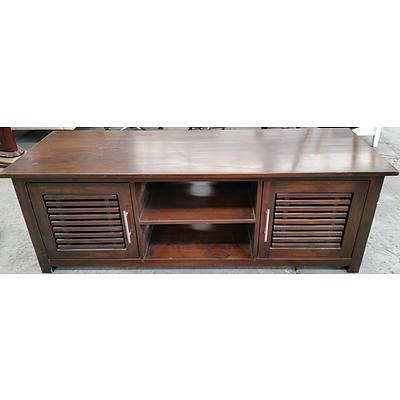 Lowline Entertainment Unit