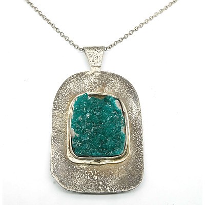 Dyed Druzy Quartz in Silver Mount