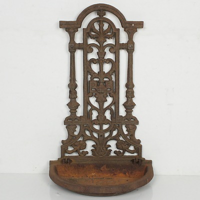 Cast Iron Hanging Bird Feeder