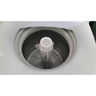 Fisher & Paykel 5.5KG Top-Loader Washing Machine