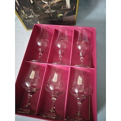 6 Beer Goblets with fine rim - Vintage by Dema (Made in England)