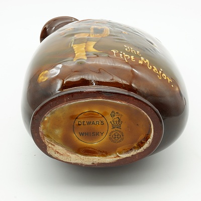 Royal Doulton Kingsware The Pipe Major Dewar's Whisky Flask