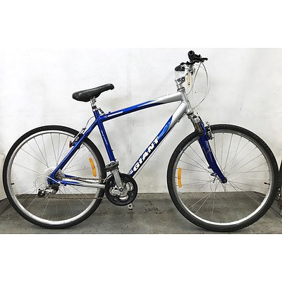 Giant Farrago 24 Speed Hybrid Bike
