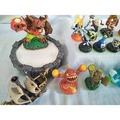 22 Skylander figures with portal of power, trading cards, sticker sheets and web codes