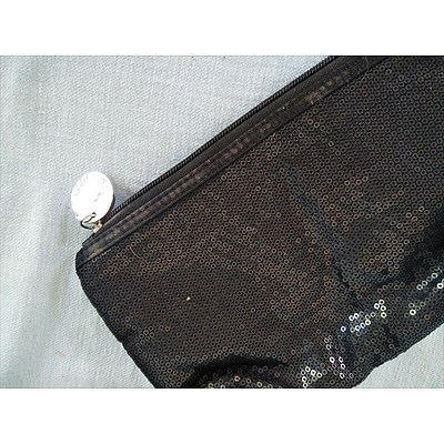 Assorted purses (Evening Wallet & Travel)