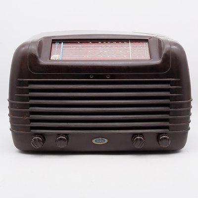 Bakelite Cased Aida Operatic Valve Radio