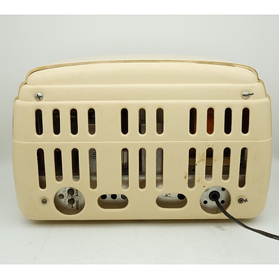 Bakelite Cased AWA Radiola Model 534MB Valve Radio