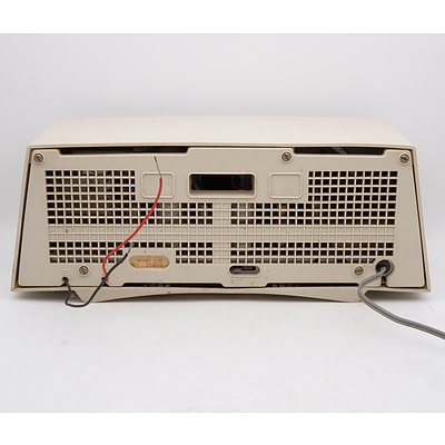 Kriesler Model 11-81 Valve Radio